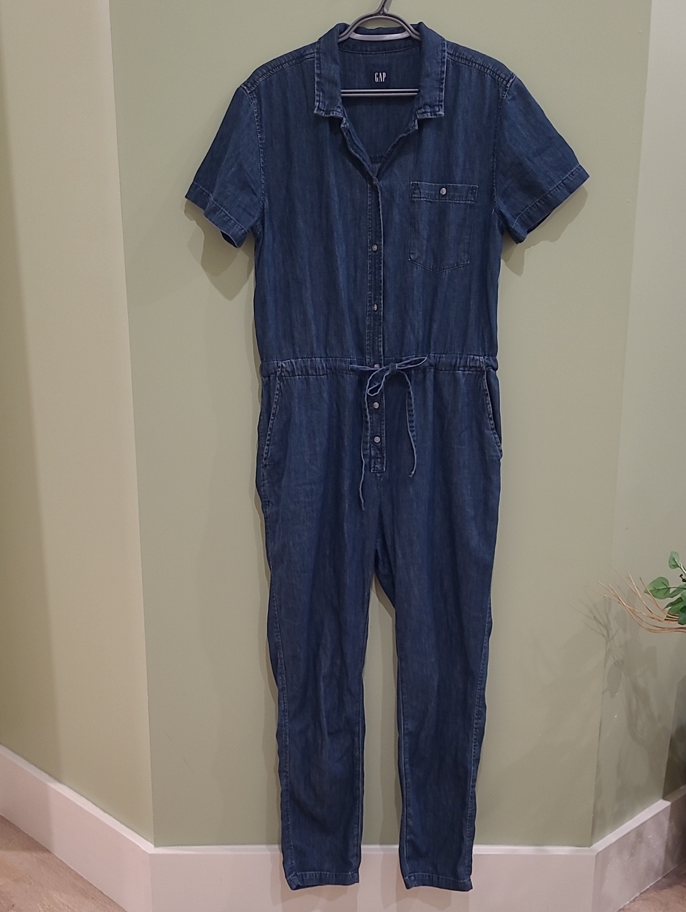 GAP Women's Dark Blue Short-Sleeve Denim Jumpsuit